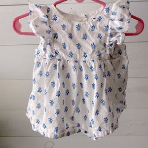 All in the Details Baby Blouse 💙🤍